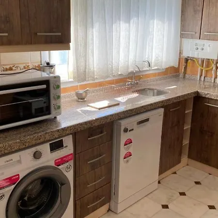 アパート 3-bedroom Full Sea View At Bakirkoy Beach *